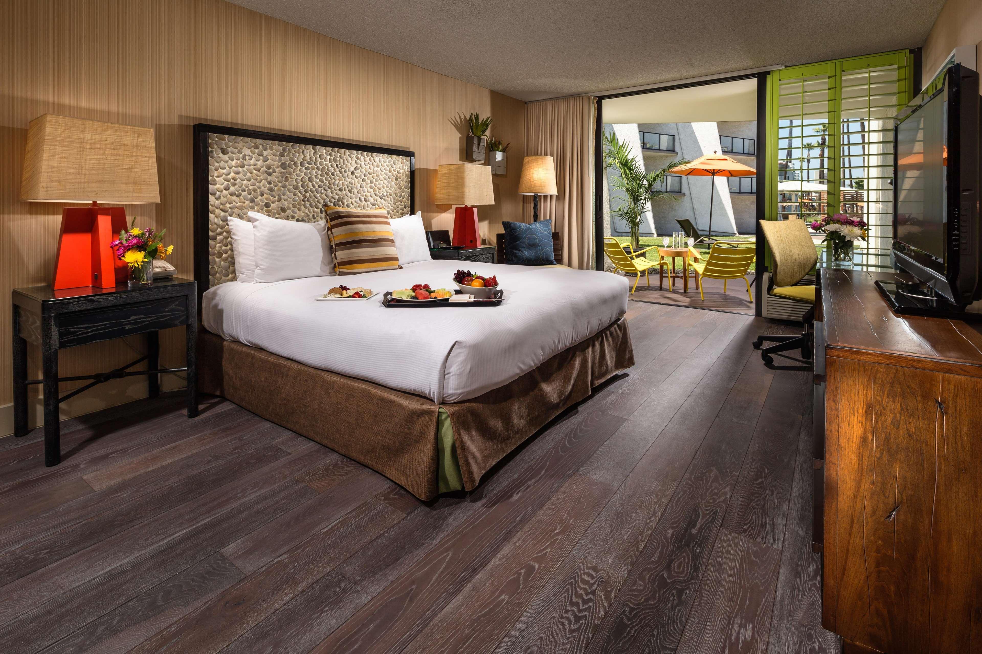 Hotel Maya - A Doubletree By Hilton Hotel Long Beach Esterno foto