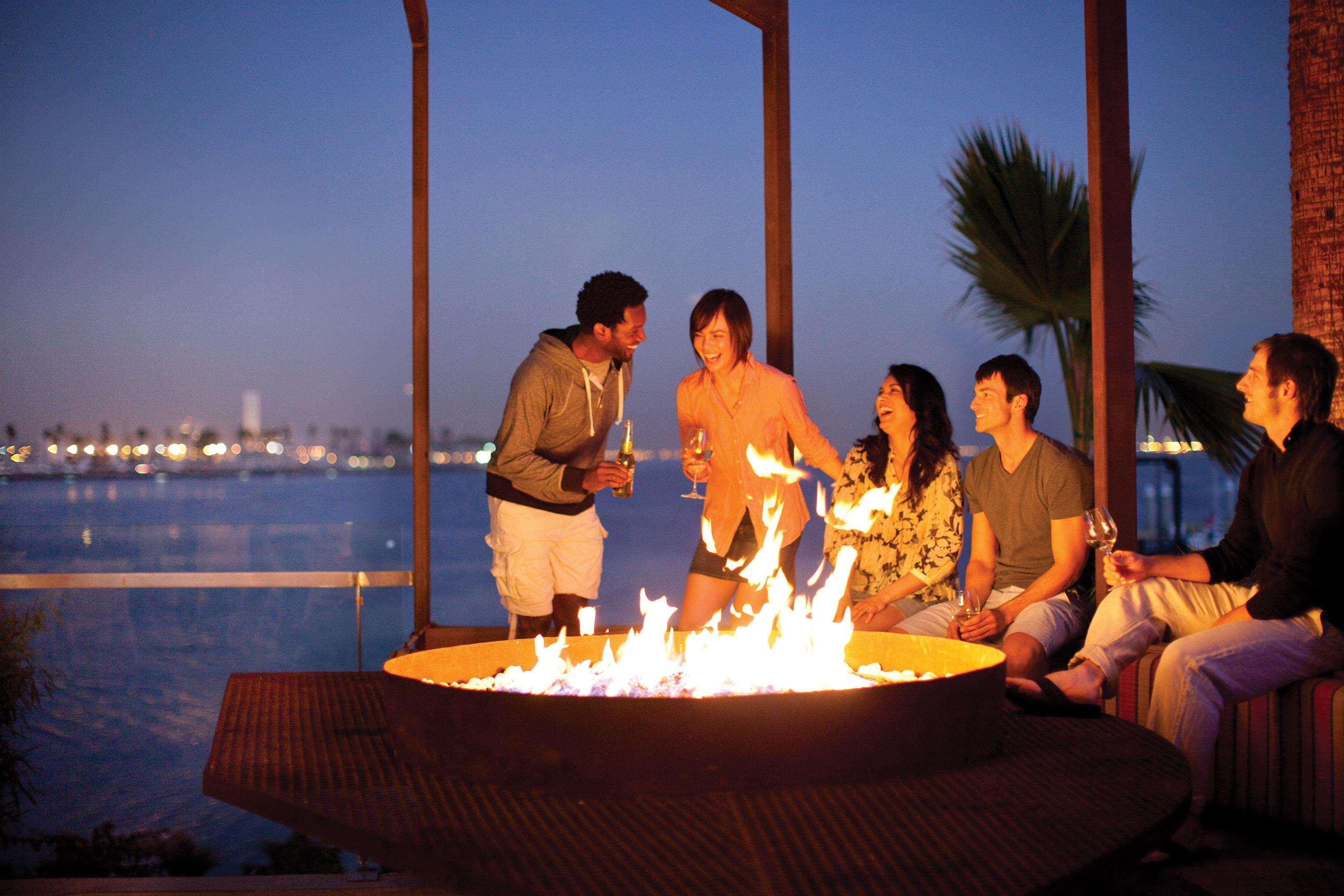 Hotel Maya - A Doubletree By Hilton Hotel Long Beach Esterno foto