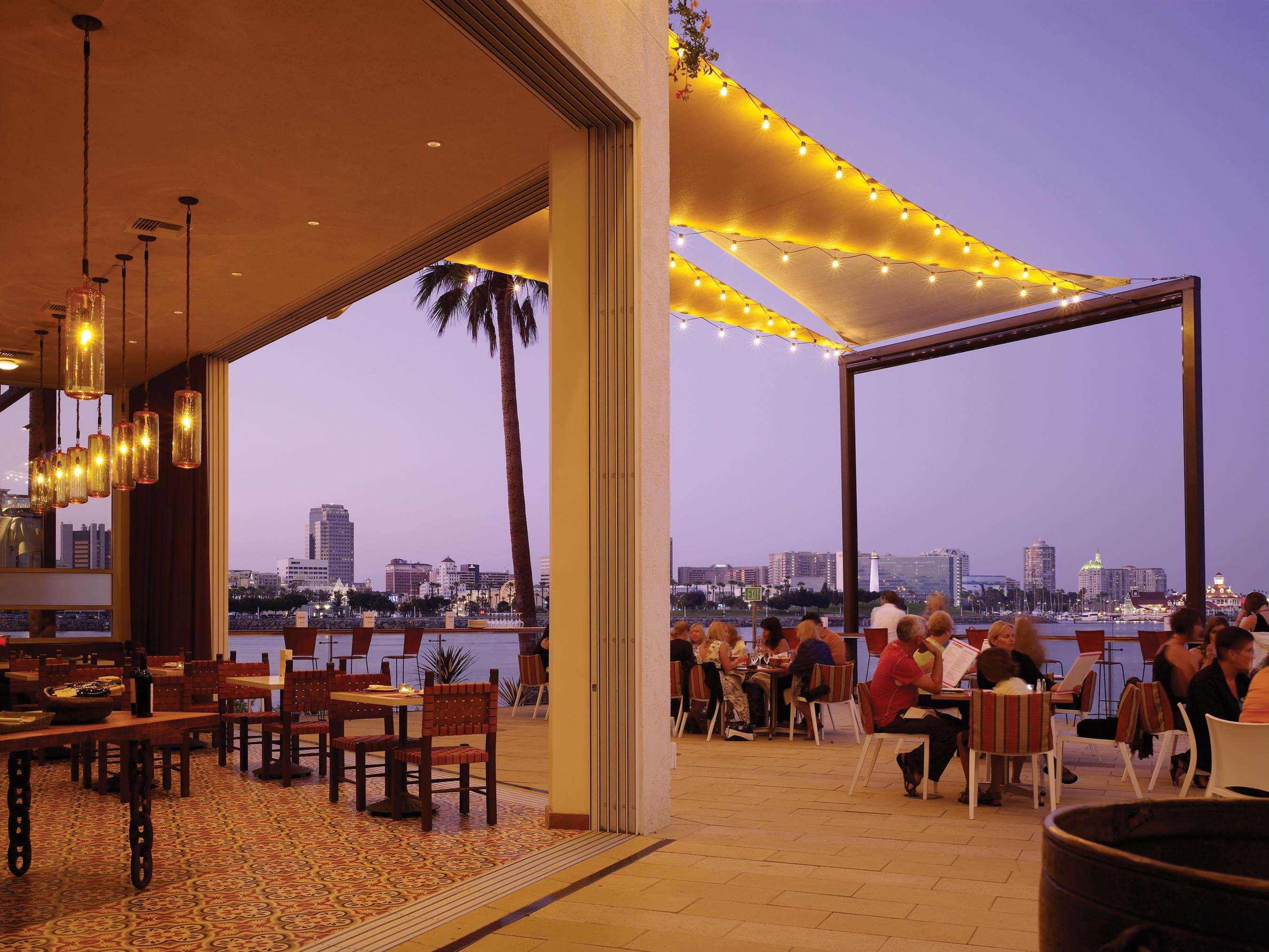 Hotel Maya - A Doubletree By Hilton Hotel Long Beach Esterno foto