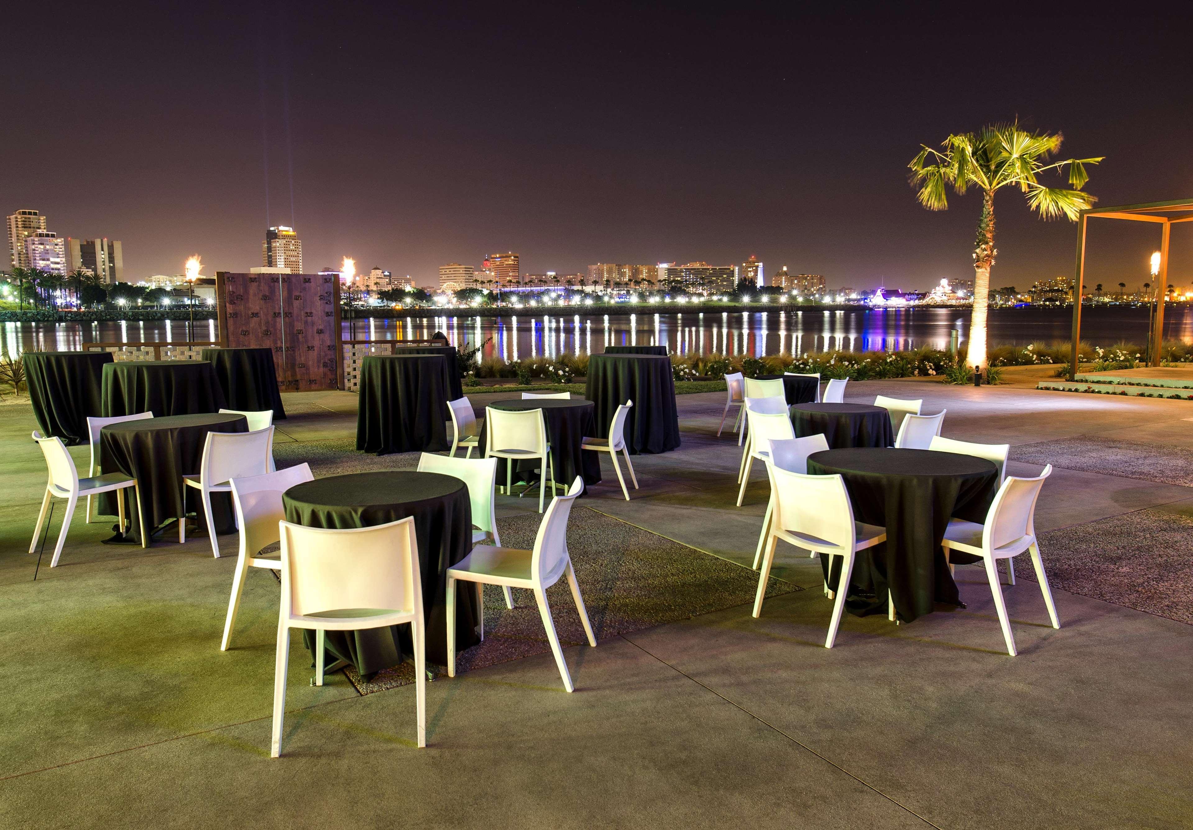 Hotel Maya - A Doubletree By Hilton Hotel Long Beach Esterno foto