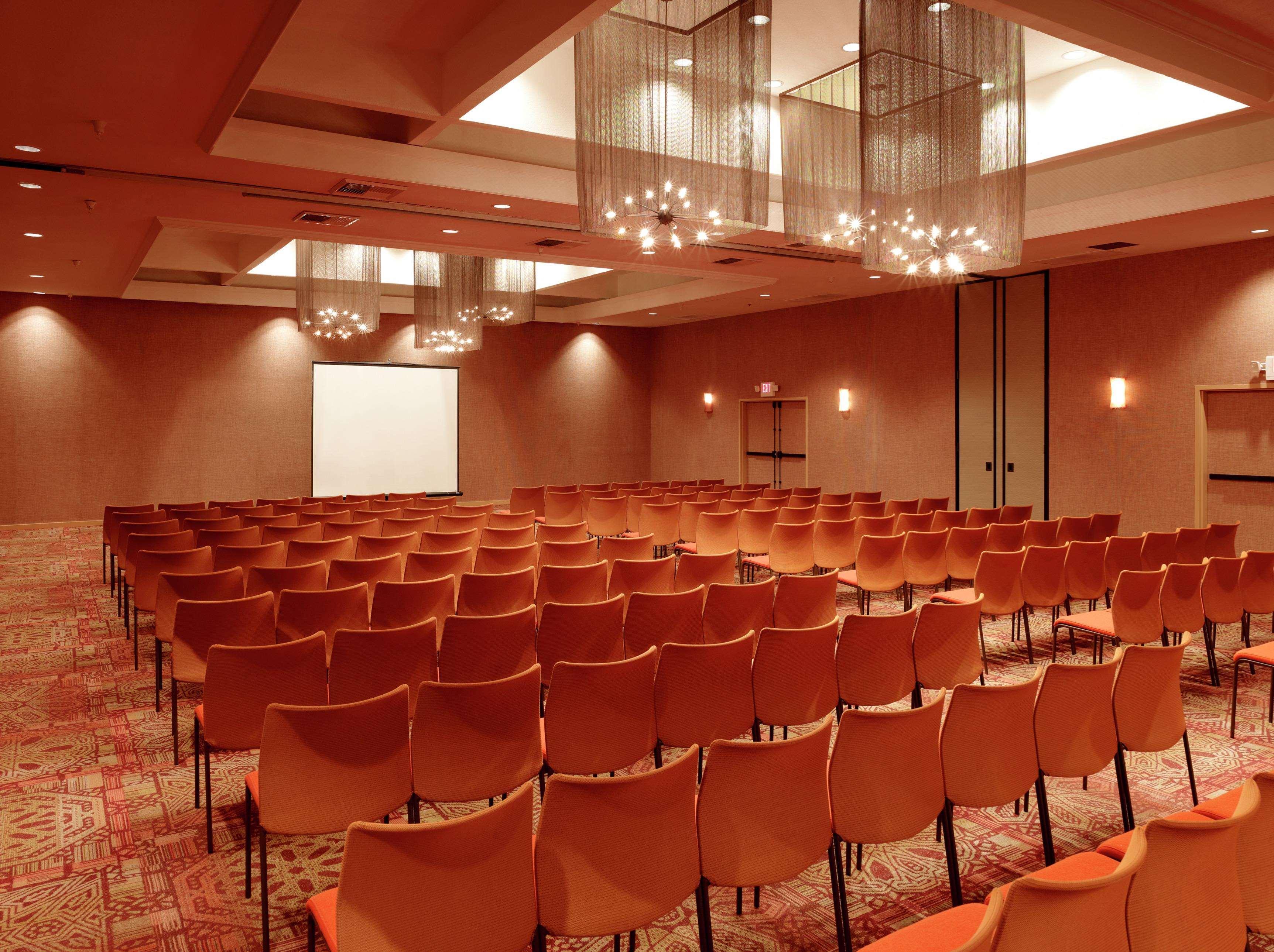 Hotel Maya - A Doubletree By Hilton Hotel Long Beach Esterno foto