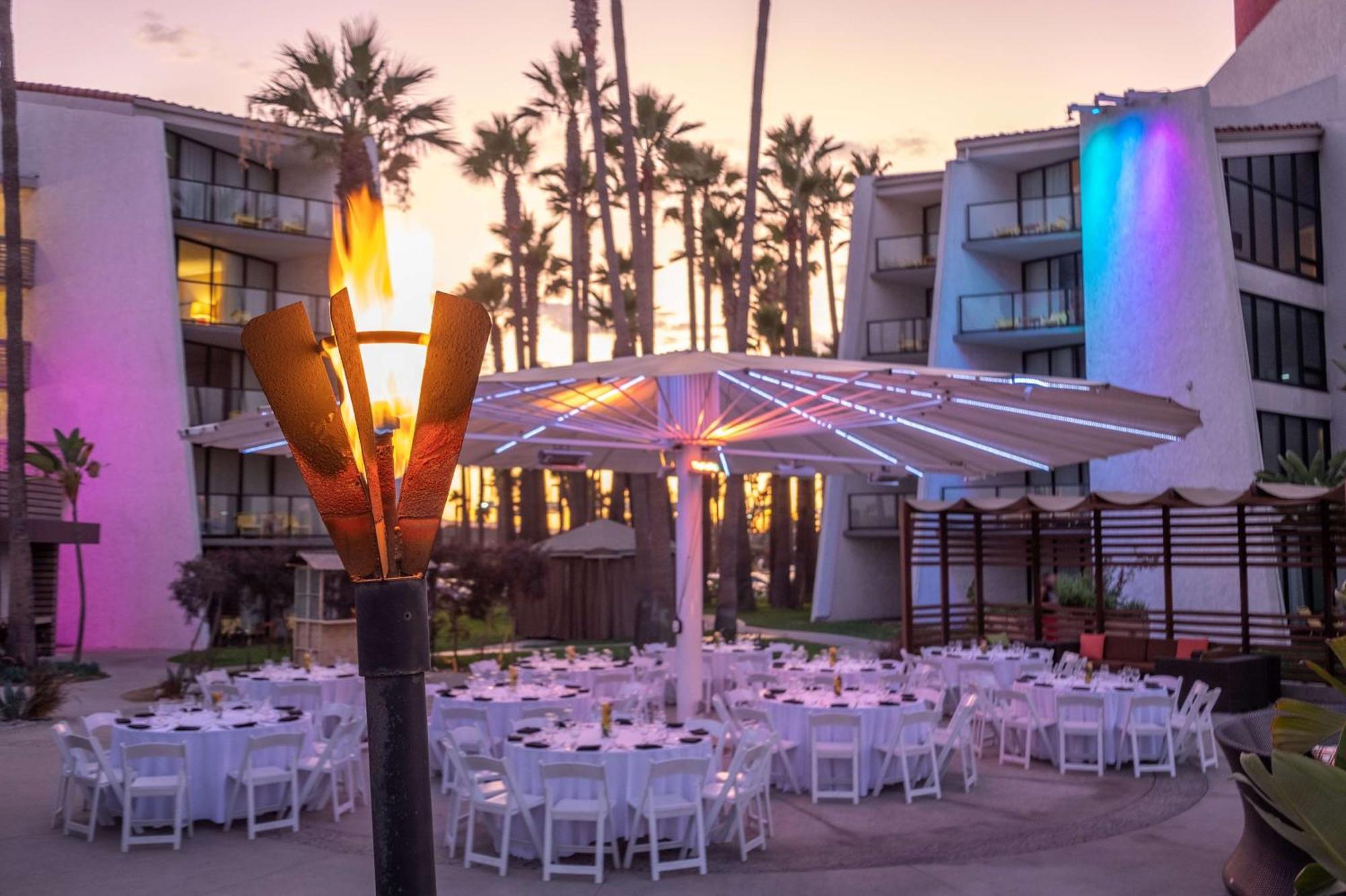 Hotel Maya - A Doubletree By Hilton Hotel Long Beach Esterno foto