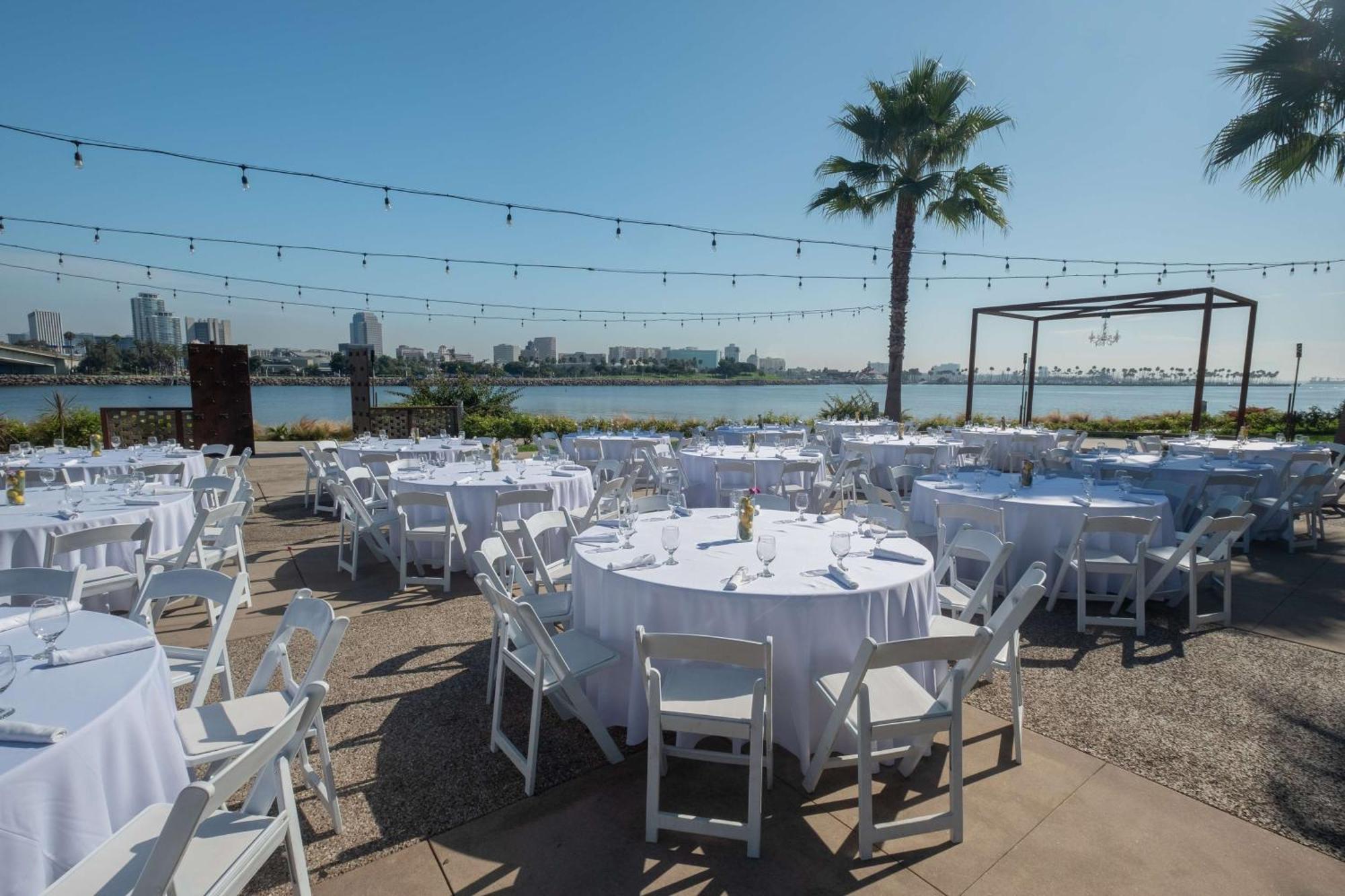 Hotel Maya - A Doubletree By Hilton Hotel Long Beach Esterno foto